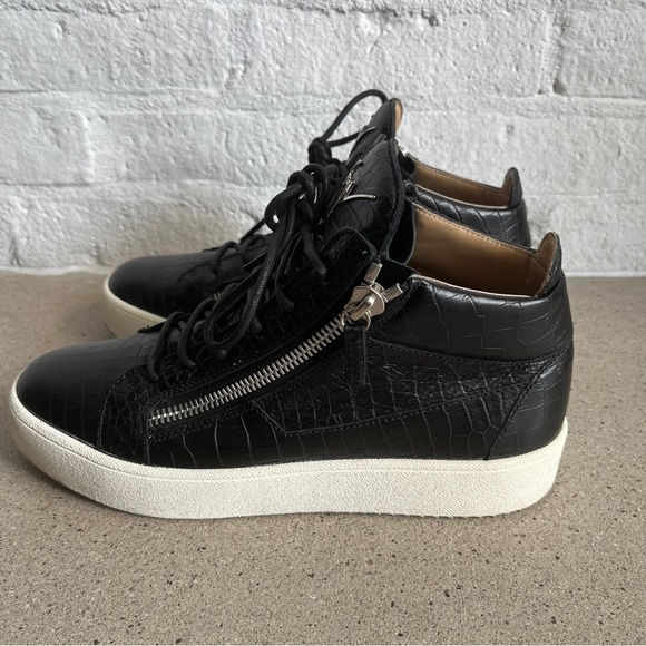 Giuseppe Zanotti Kriss Crocodile-Effect Leather Sneakers - Picture 2 of 10